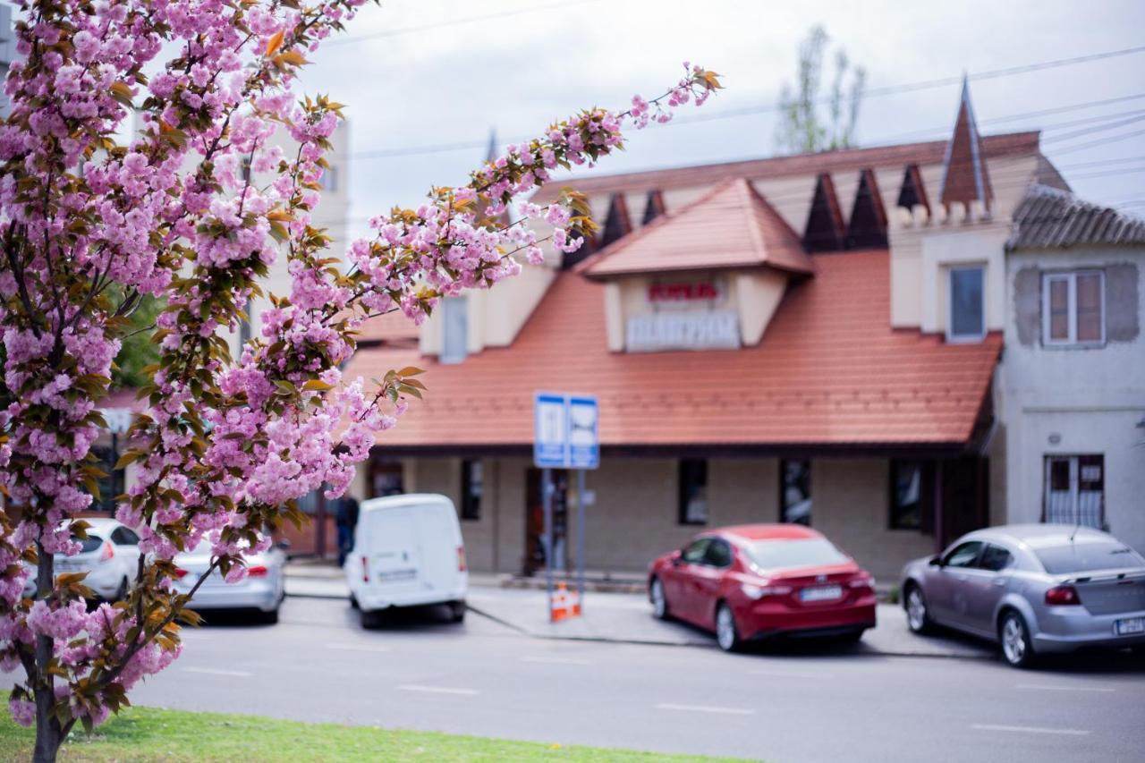 Piligrim 2 Hotel Mikolajiv Kültér fotó